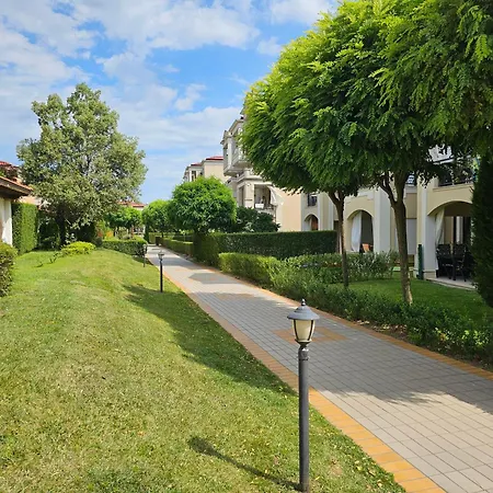 Apartment владан апартментс *